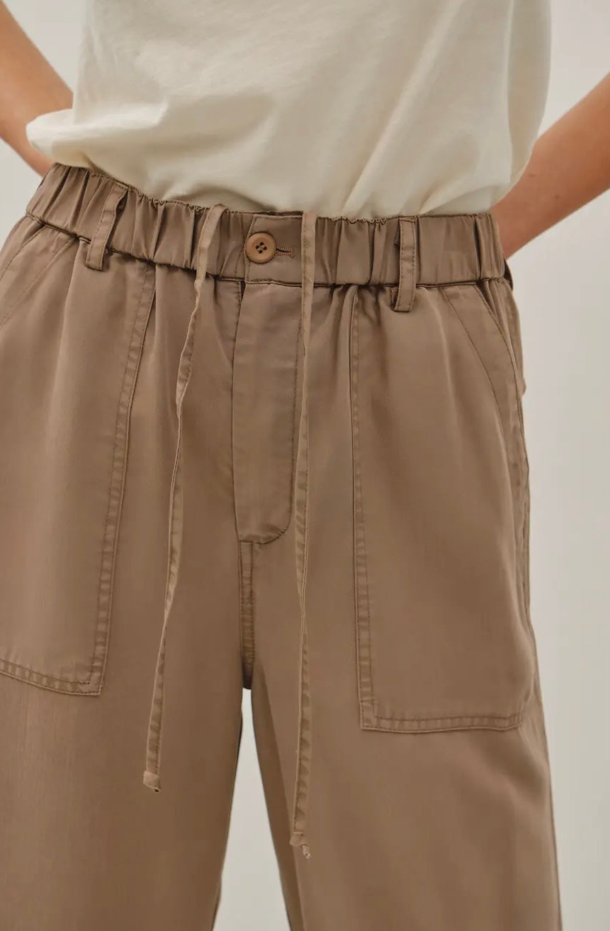GO WITH THE FLOW PANTS HAZELNUT