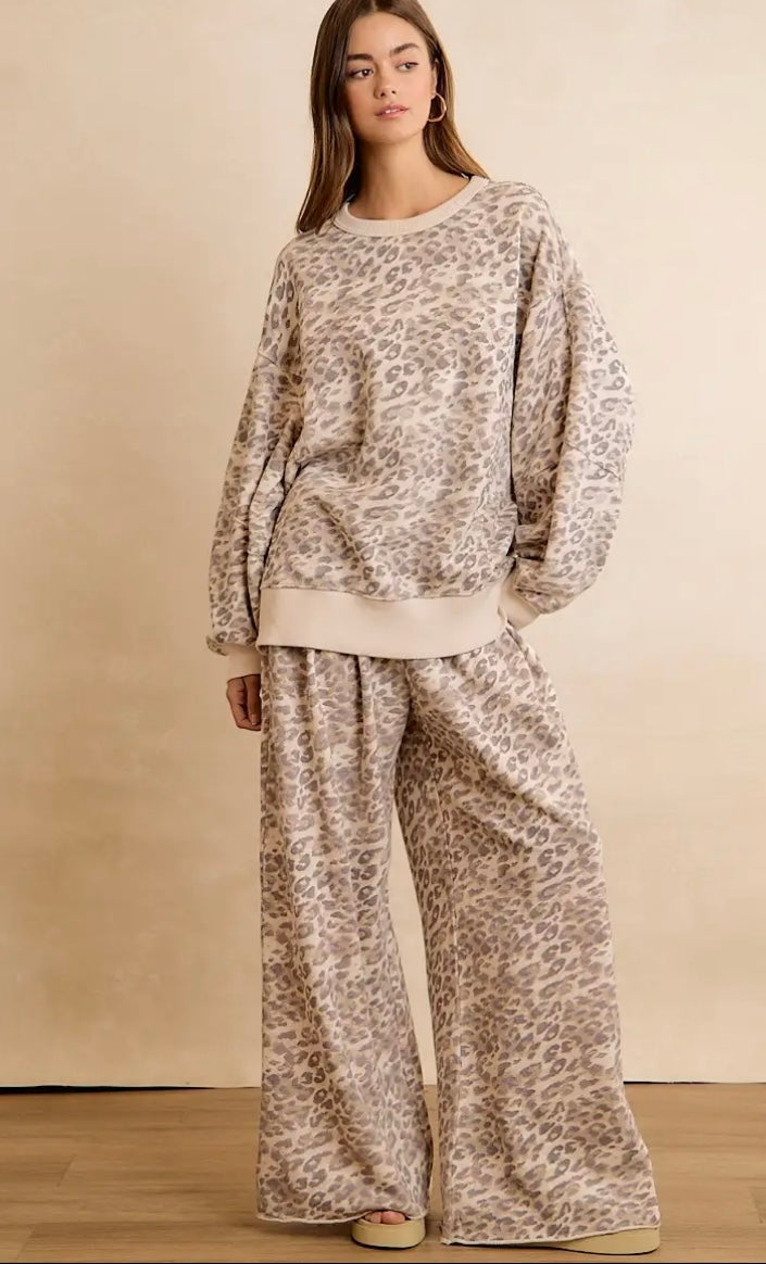Wildly Comfy Leopard Wide Leg Pants