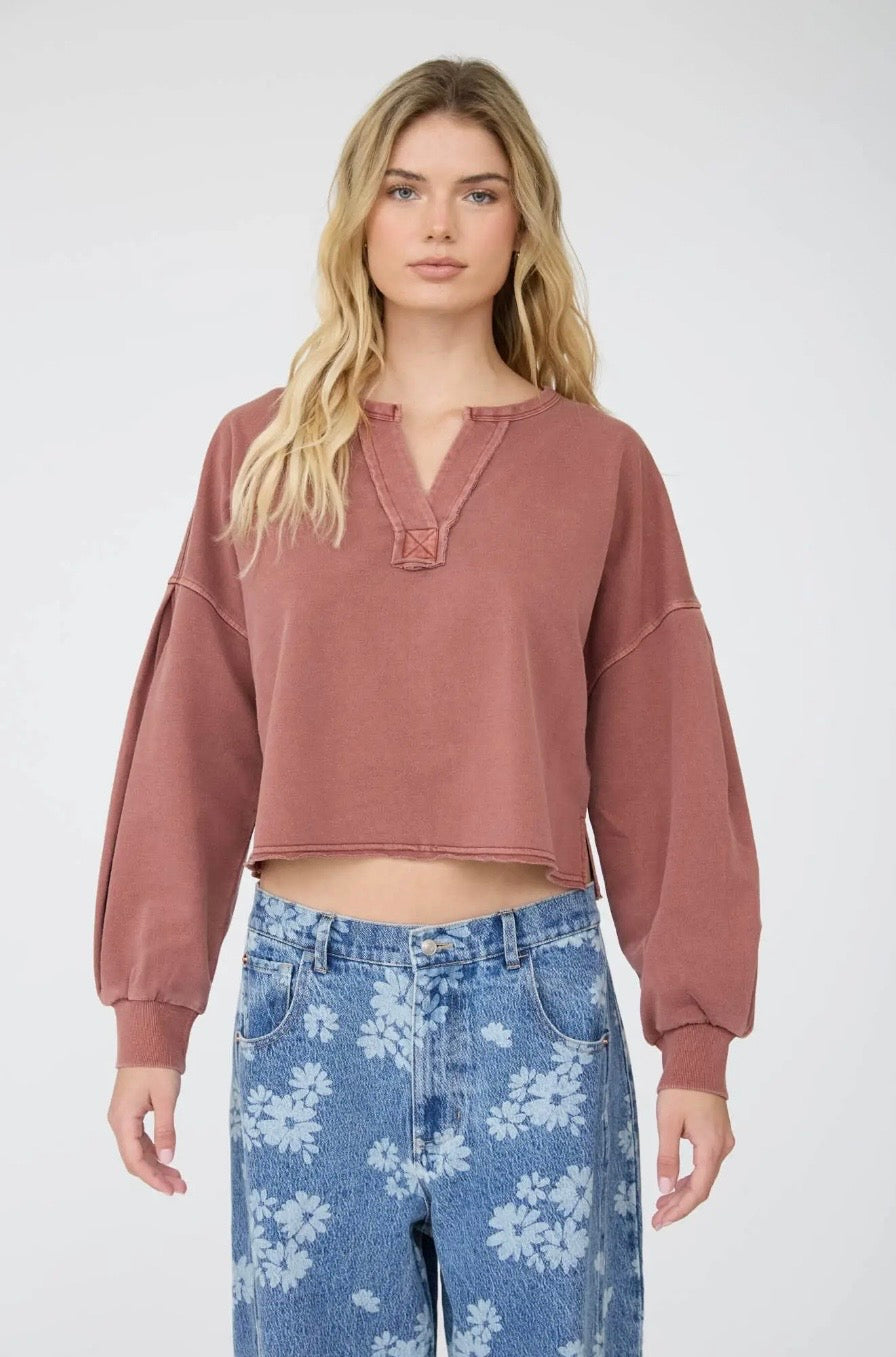 EASY DOES IT PULLOVER