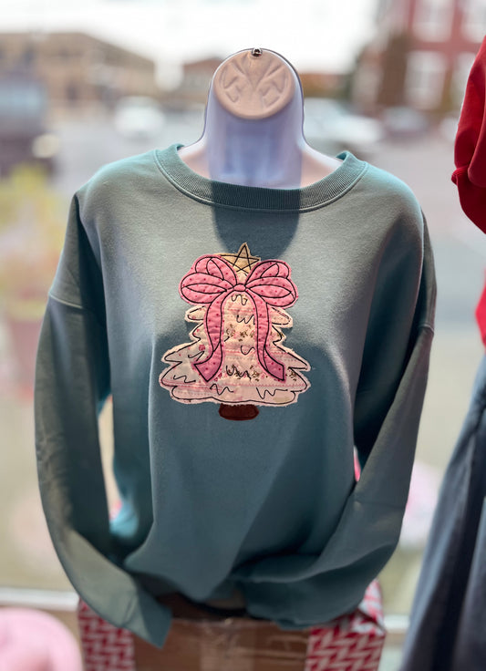 QUILTED TREE EMBROIDERED SWEATSHIRT