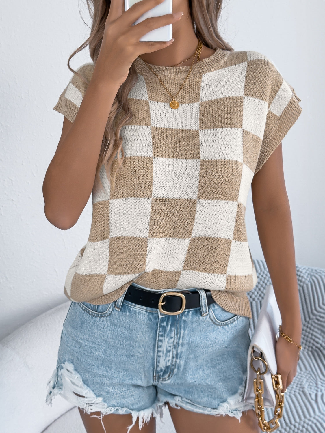 9ba0d52d-6c0b-482b-8331-5772b385c95e-Max