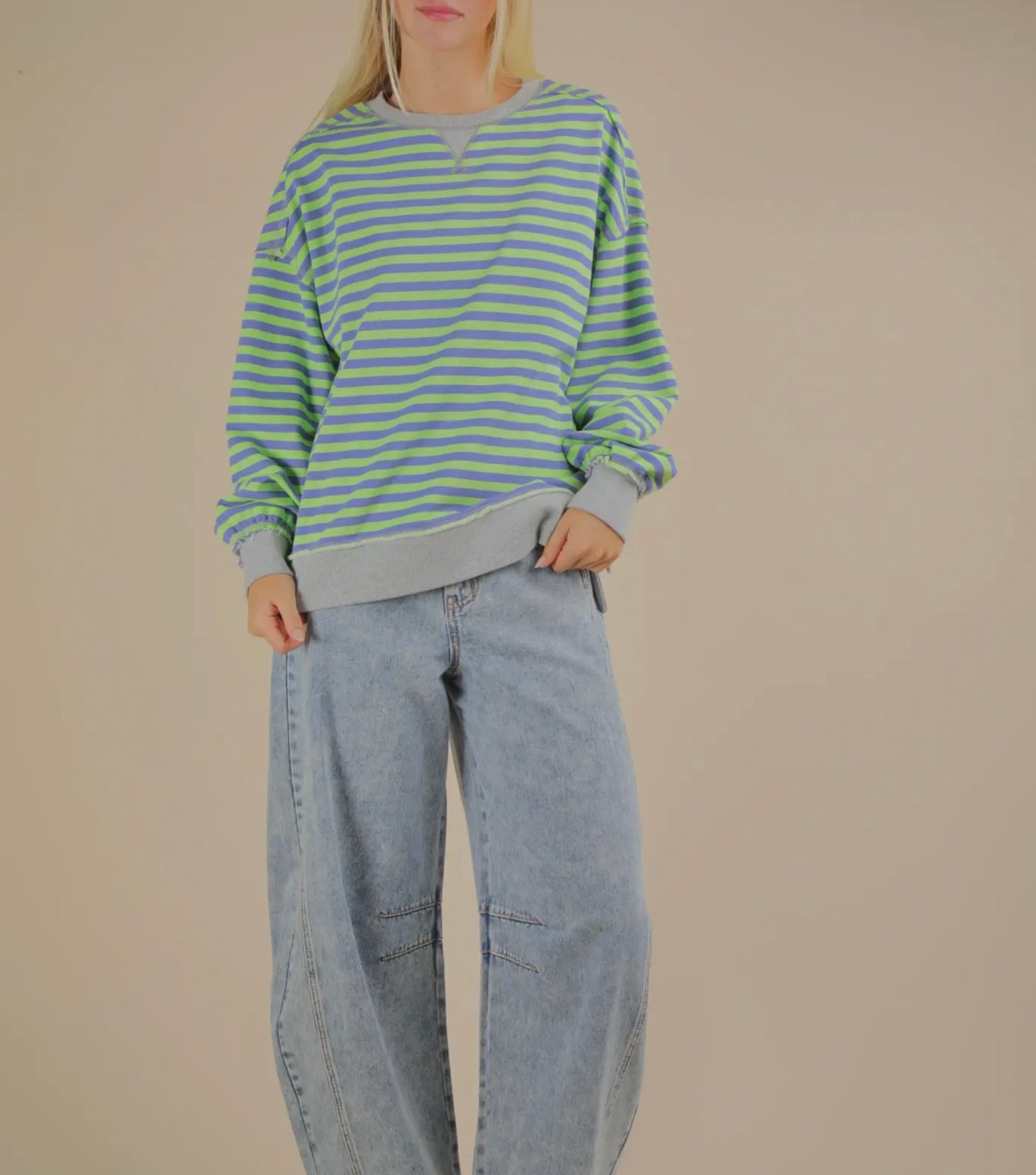 BOLD MOVES SWEATSHIRT