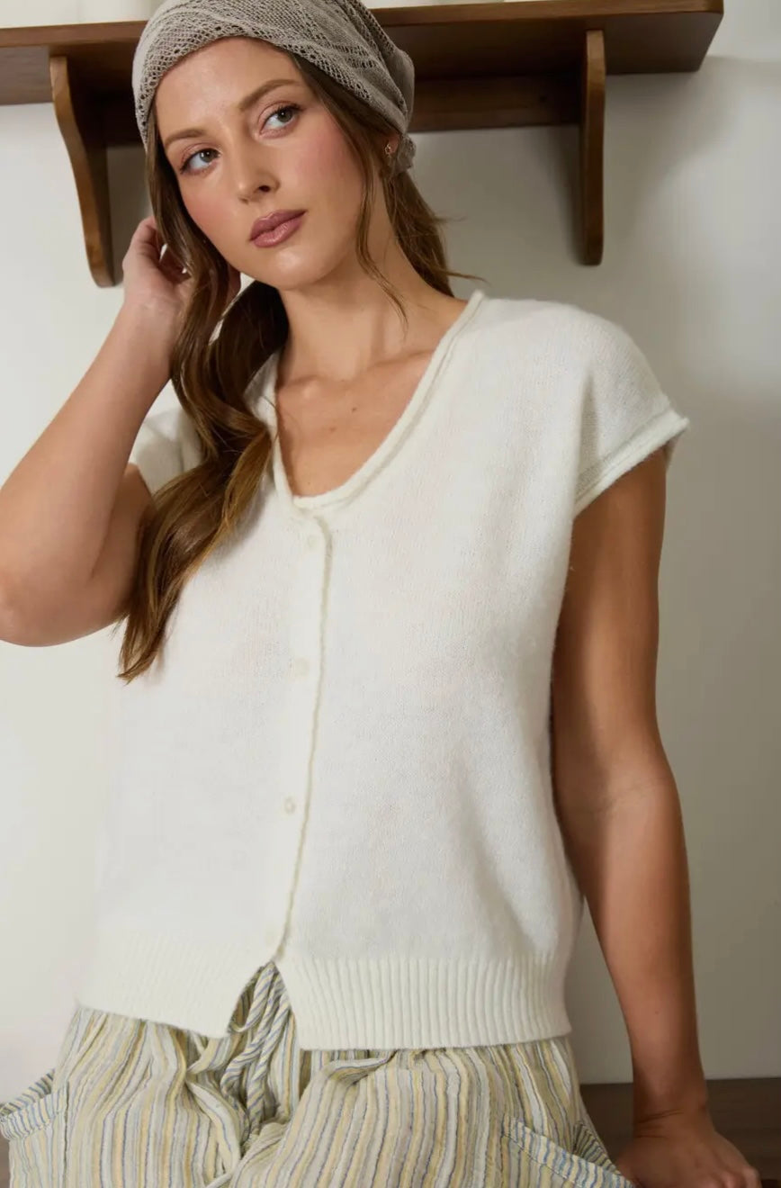 COASTAL CALM KNIT CARDIGAN