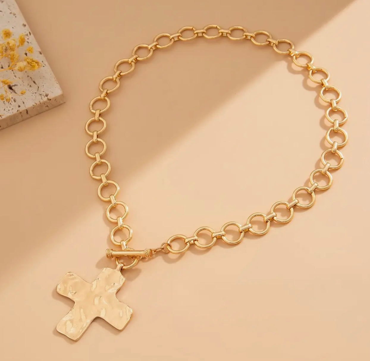 GRACE & GOLD CROSS NECKLACE