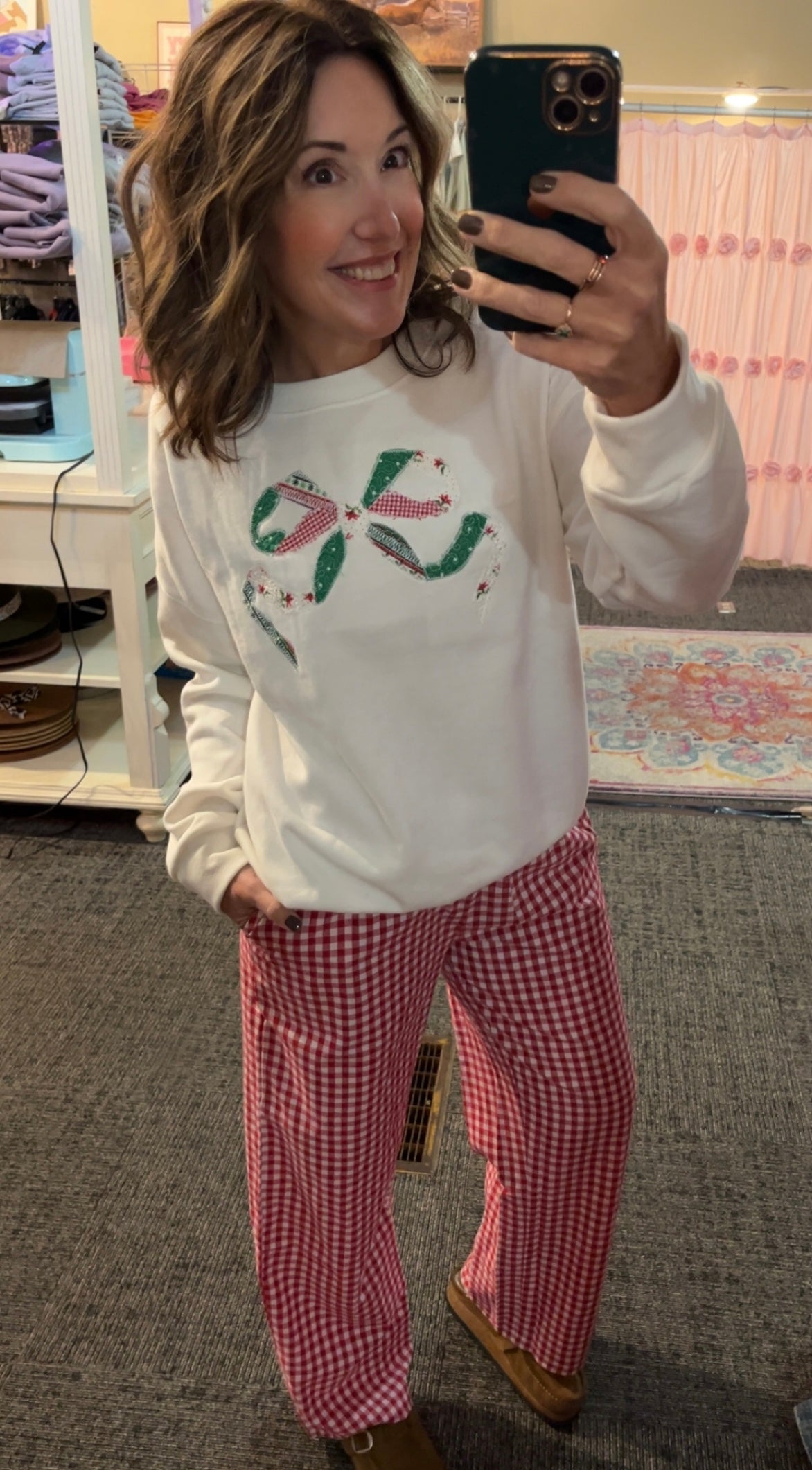 HOLIDAY BOW SWEATSHIRT