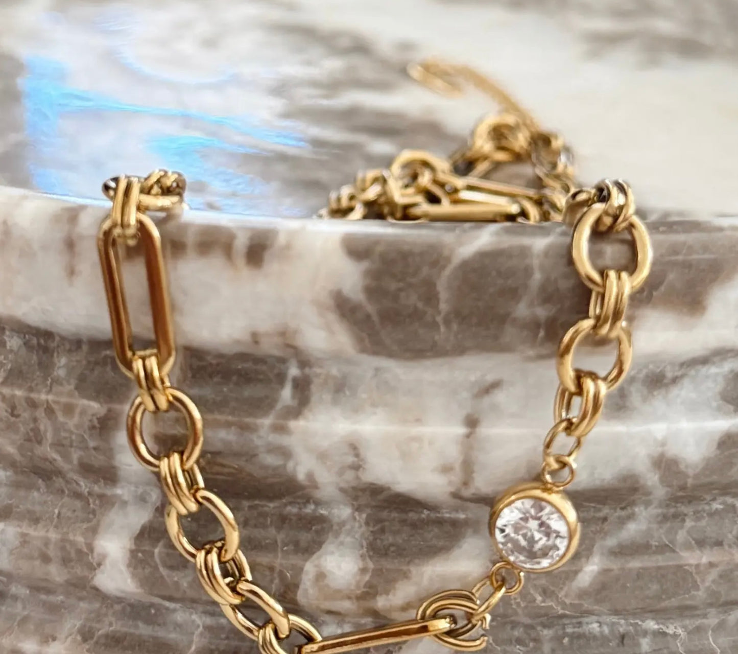 MELISSA NECKLACE