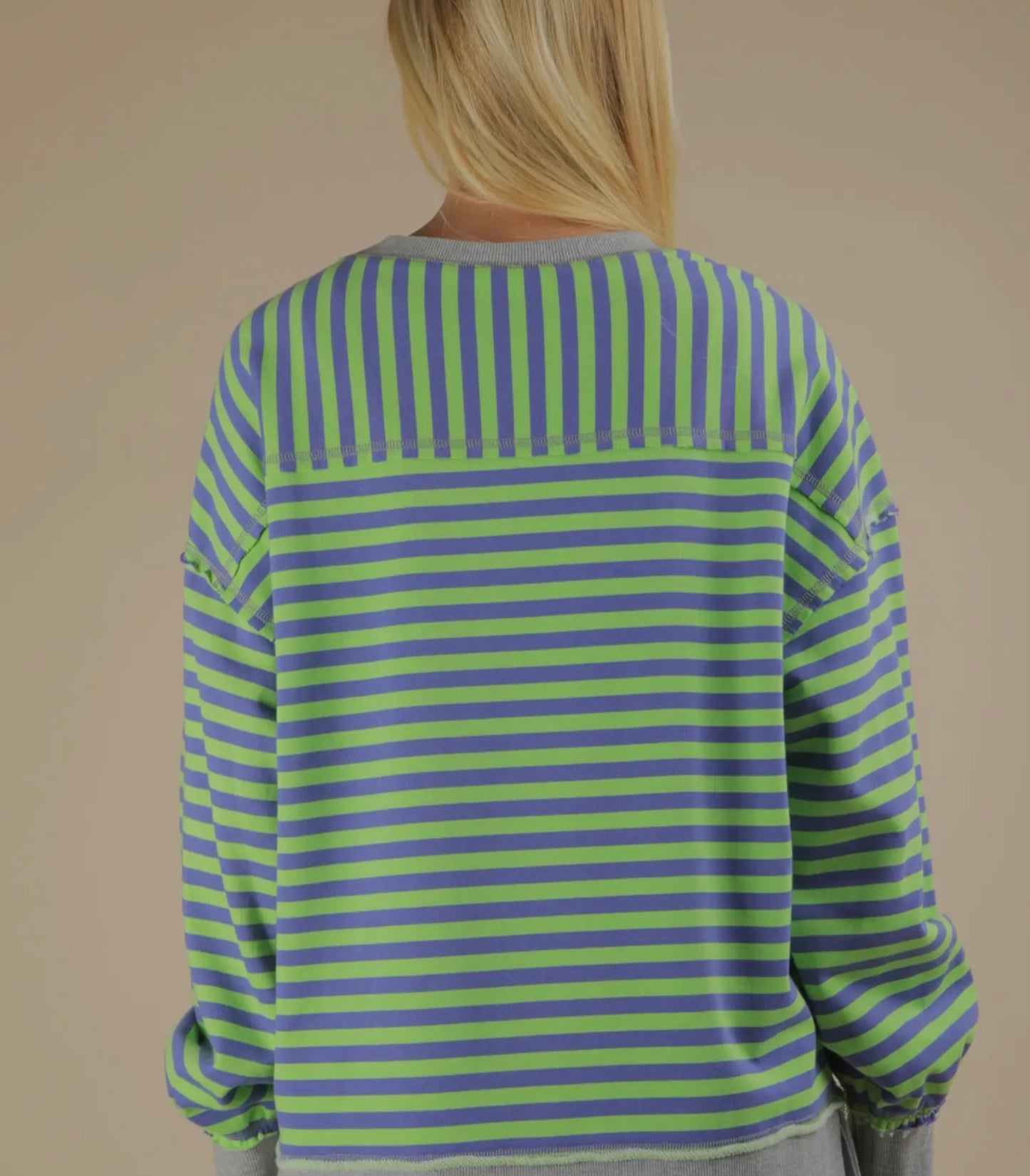 BOLD MOVES SWEATSHIRT