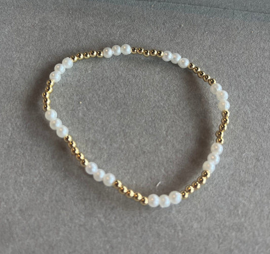 PEARL & GOLD HARMONY BRACELET