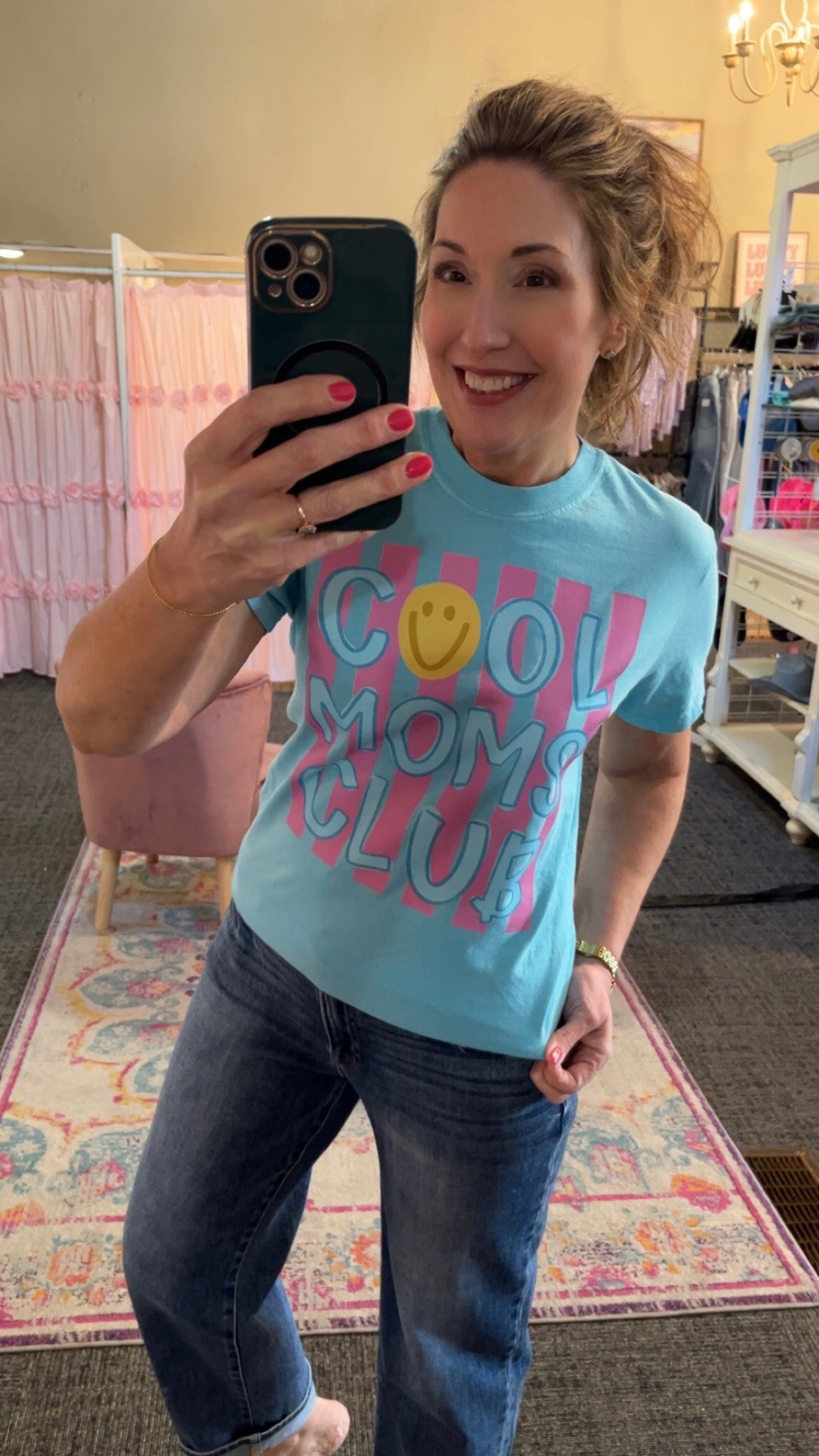 COOL MOMS CLUB TEE