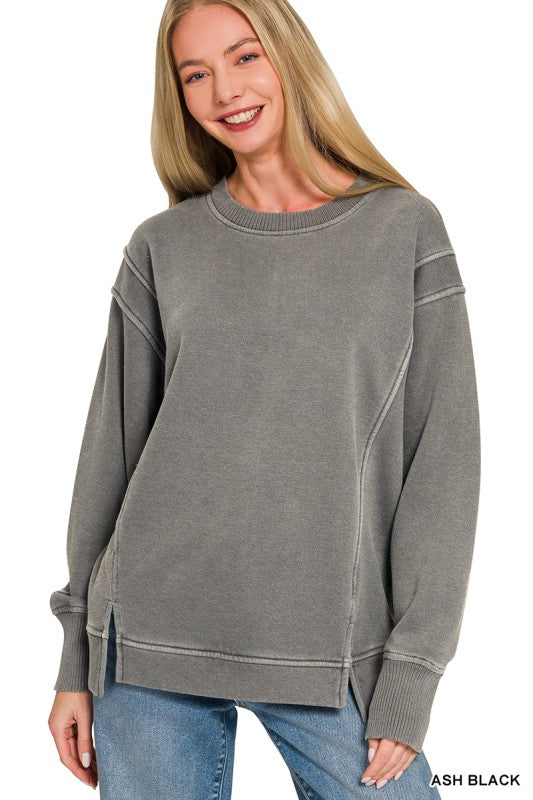 CASUALLY CUTE PULLOVER