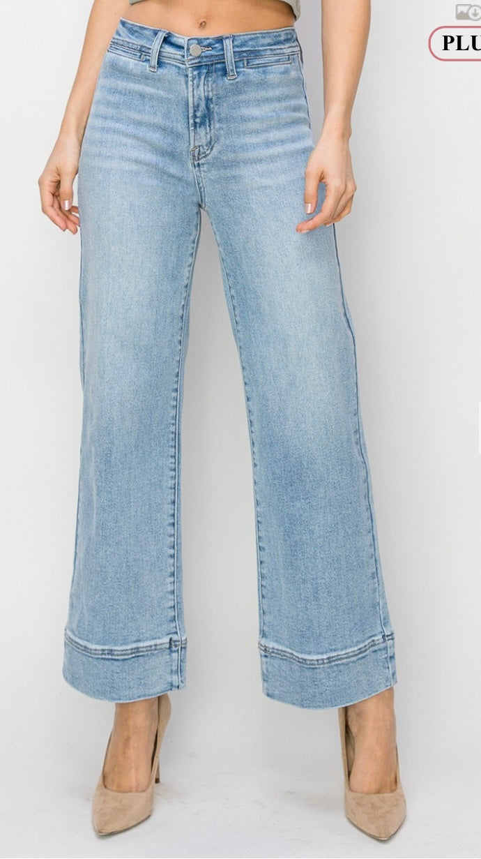 CURVY RISEN WEEKEND WIDE LEGS